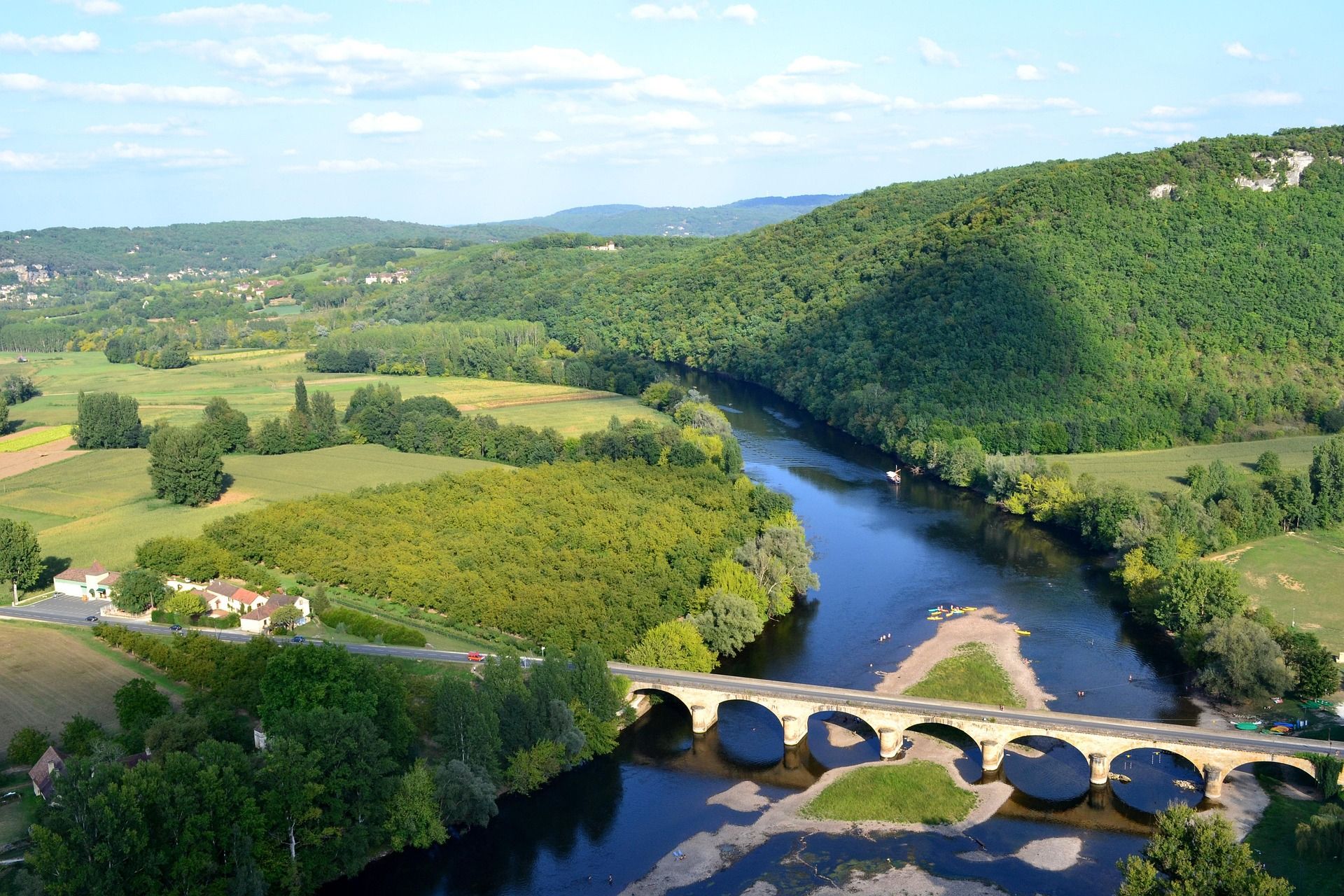 Aquaduct in de Dordogne vallei