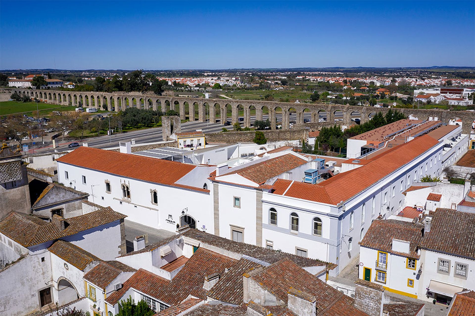 Hotel M'Ar de Ar Aqueduto 5*, Évora